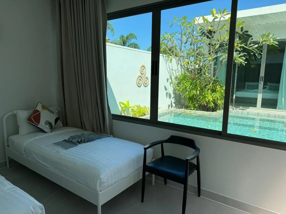 Property image - full photo 12