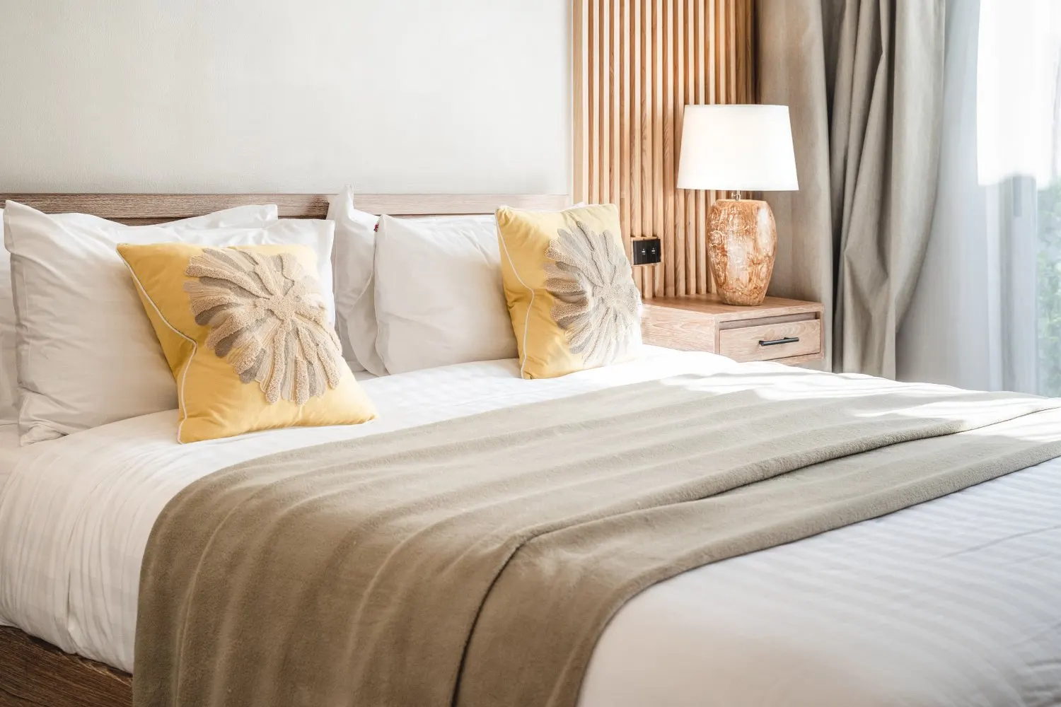 Property image - full photo 15