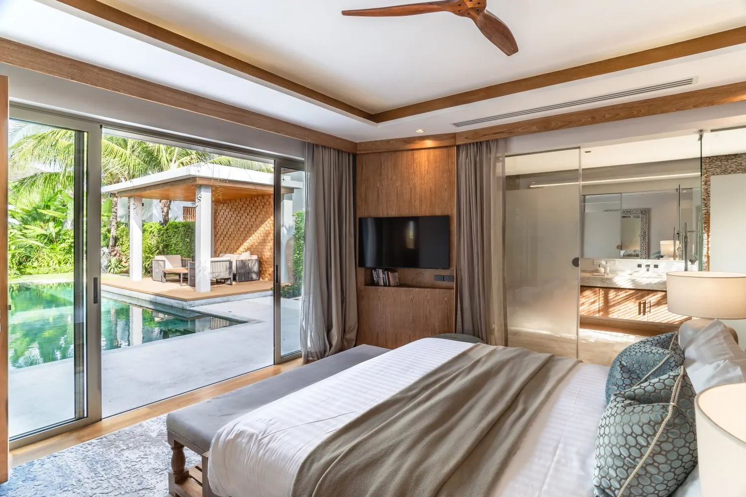 Property image - full photo 27