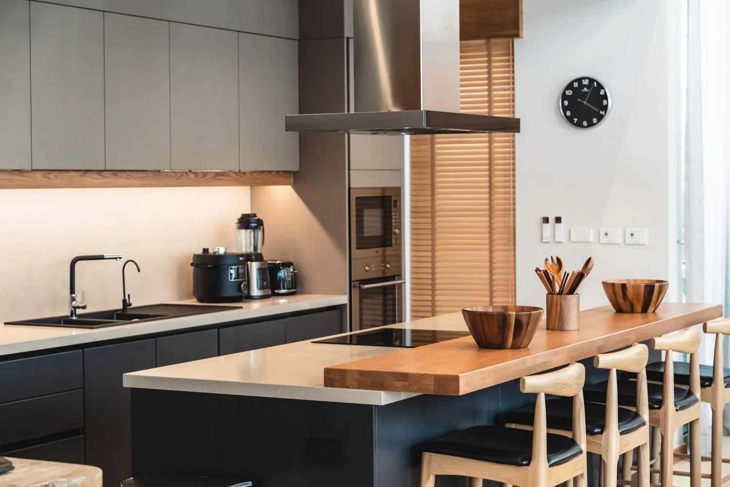 Property image - full photo 8