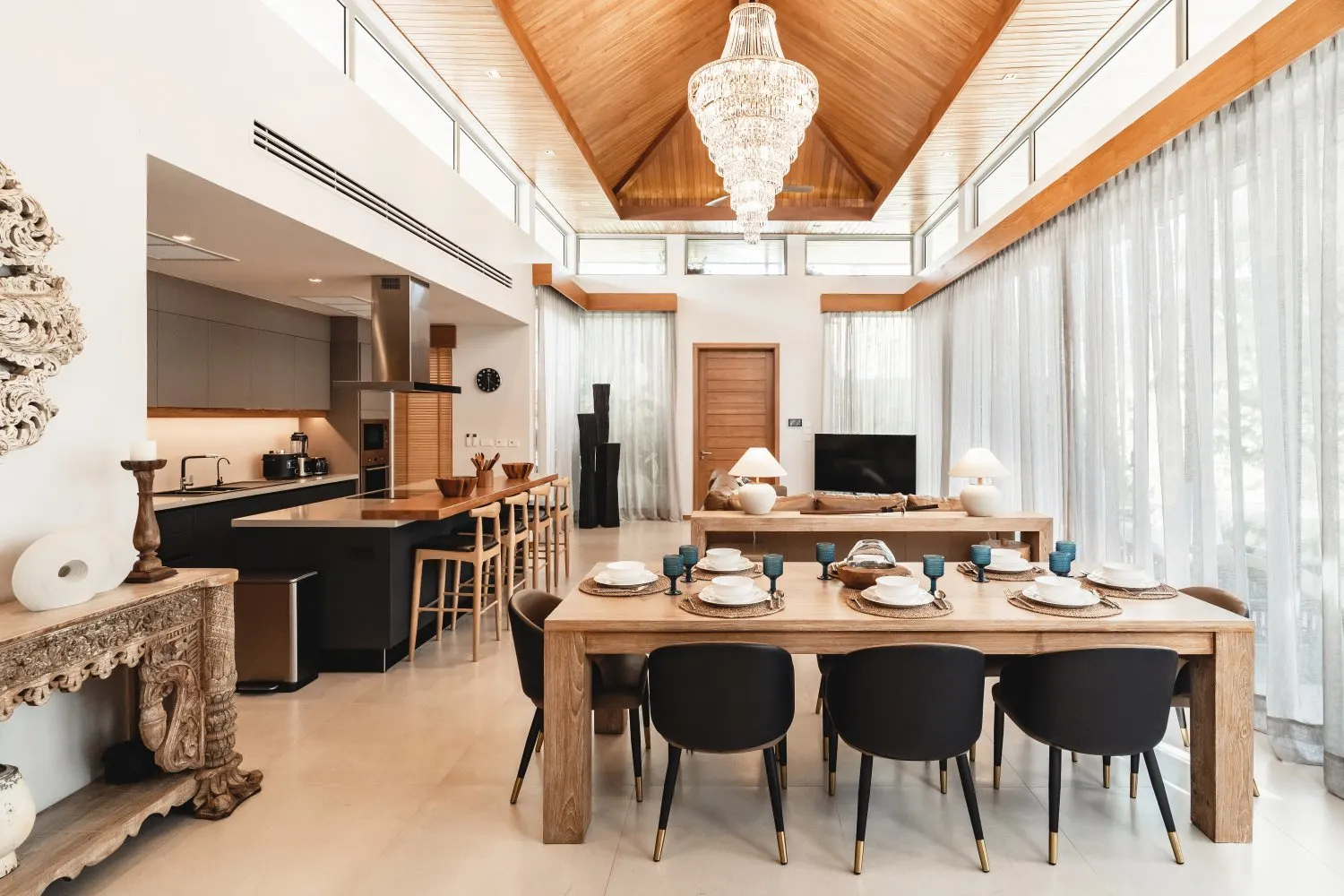 Property image - full photo 10