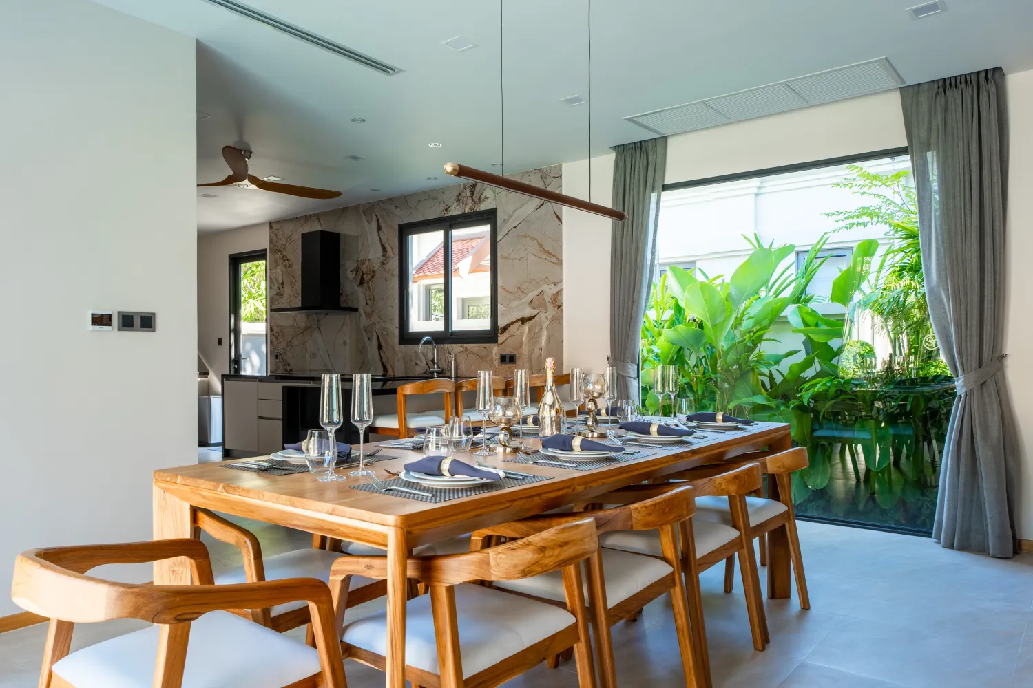 Property image - full photo 6