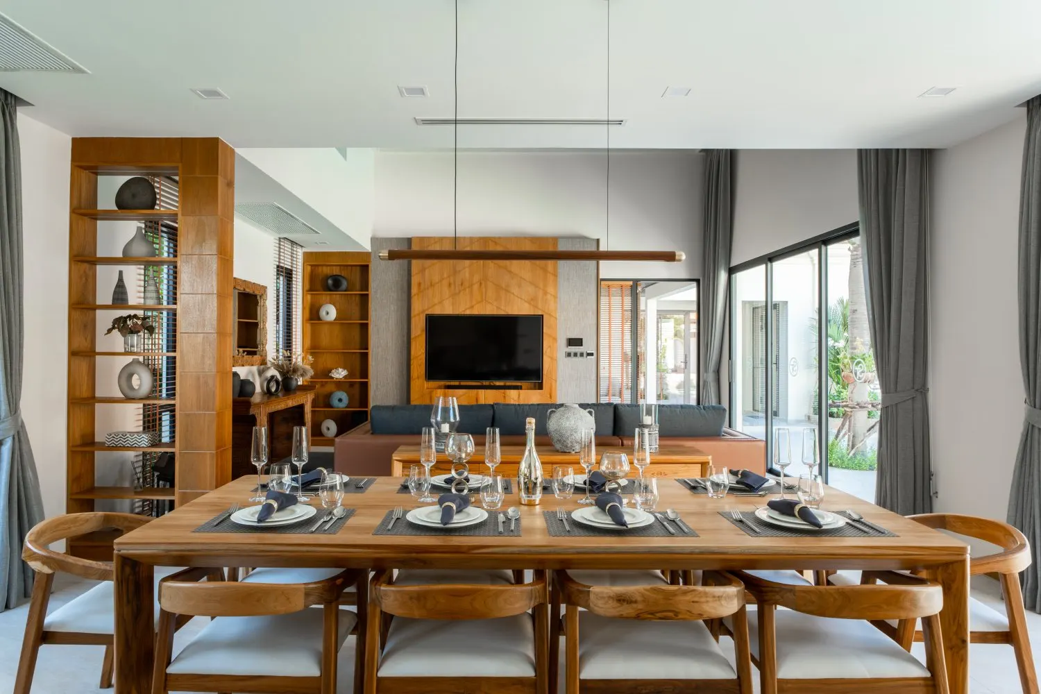Property image - full photo 5