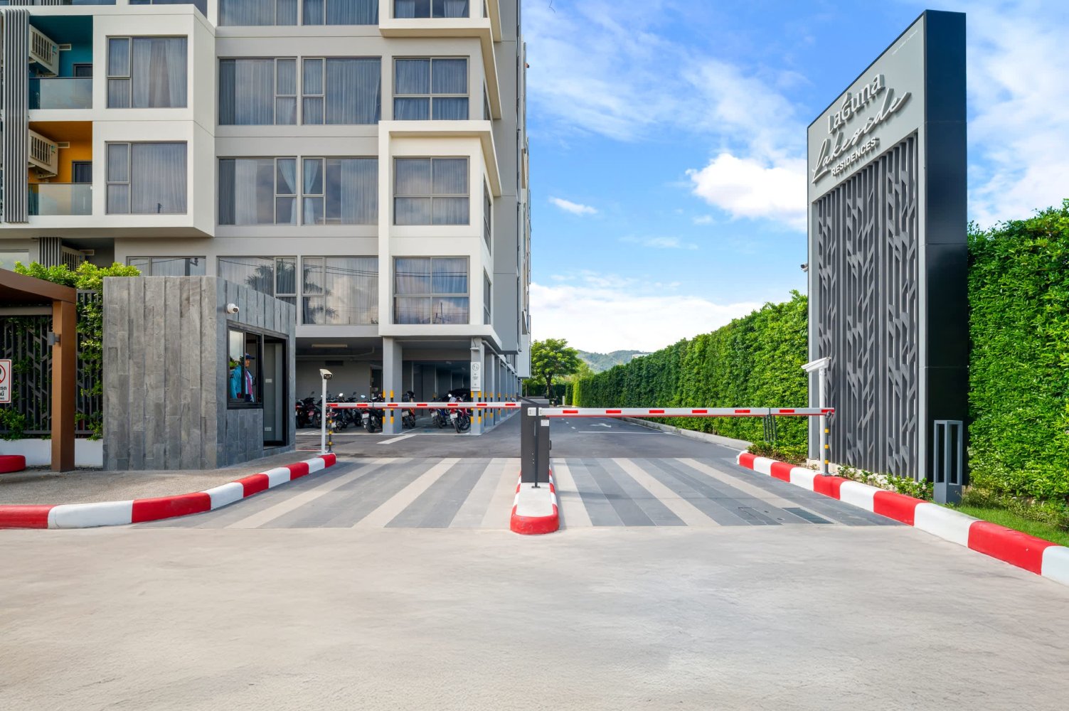 Property image - full photo 17