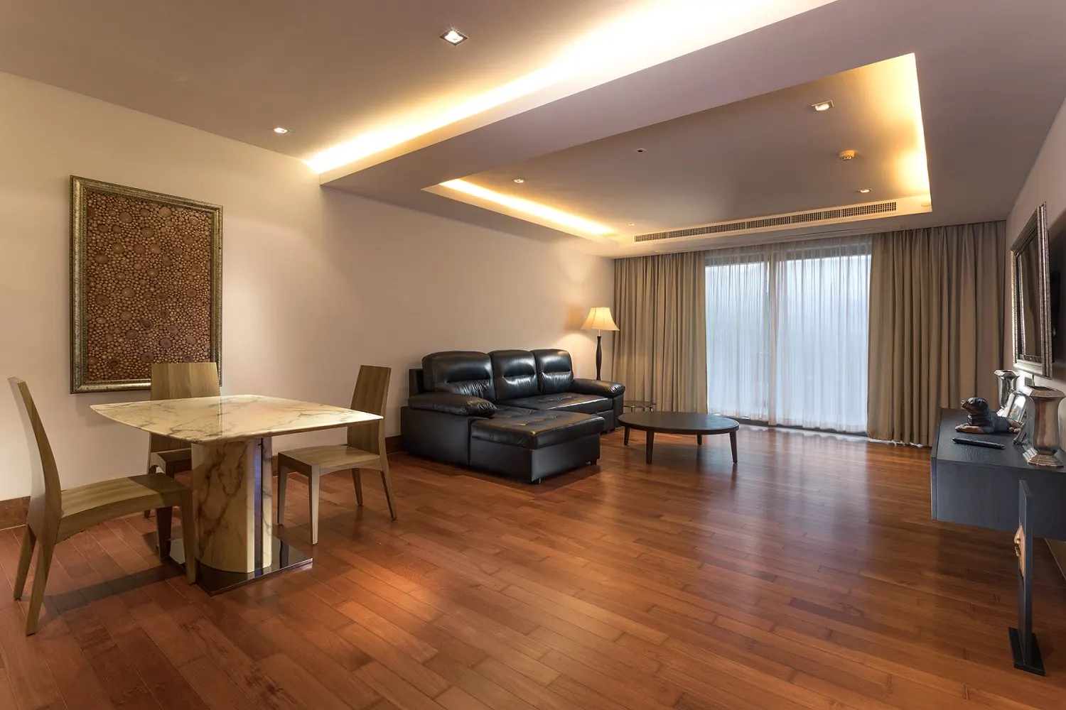 Property image - full photo 8