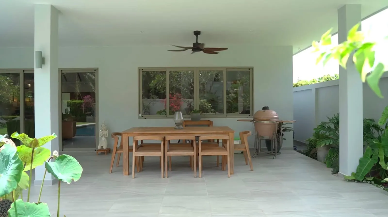 Property image - full photo 15