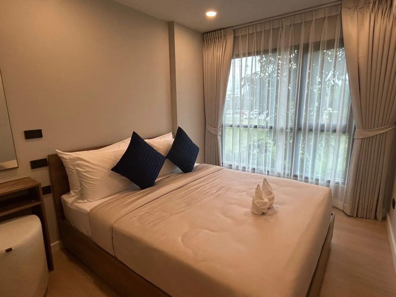 Property image - full photo 6