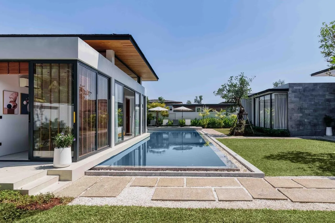 Property image - full photo 48
