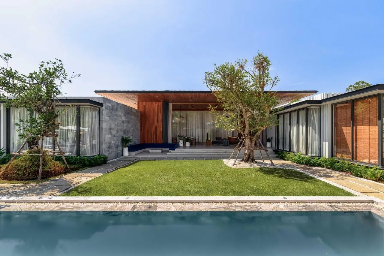 Property image - full photo 43