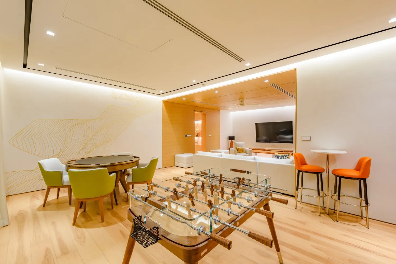 Property image - full photo 16