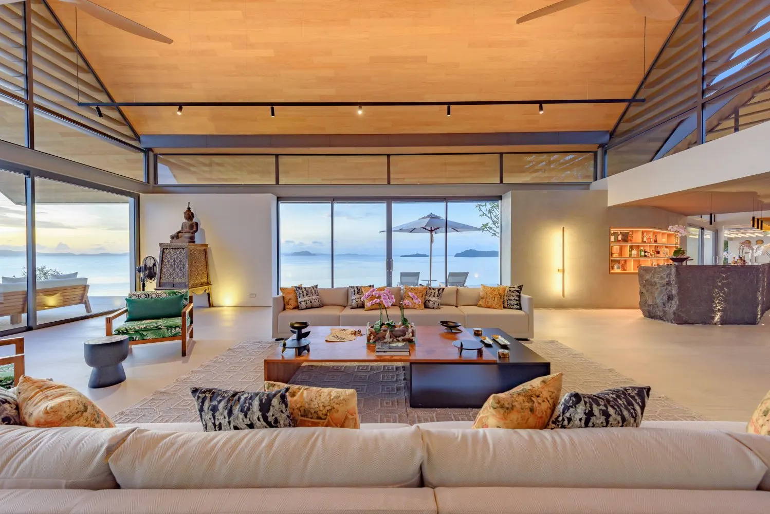 Property image - full photo 4