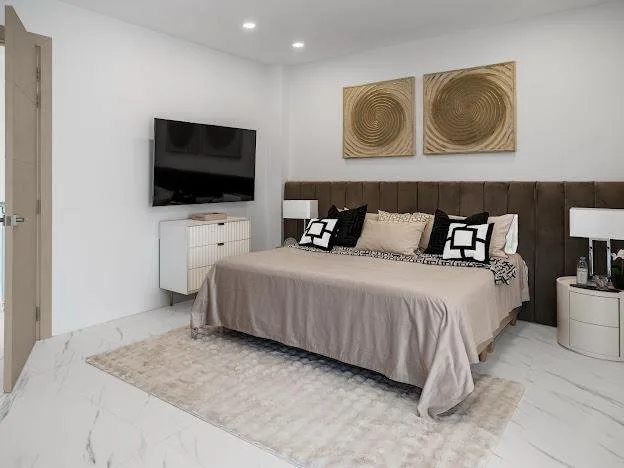 Property image - full photo 18