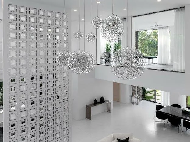 Property image - full photo 3