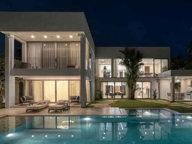 Property image - full photo 57