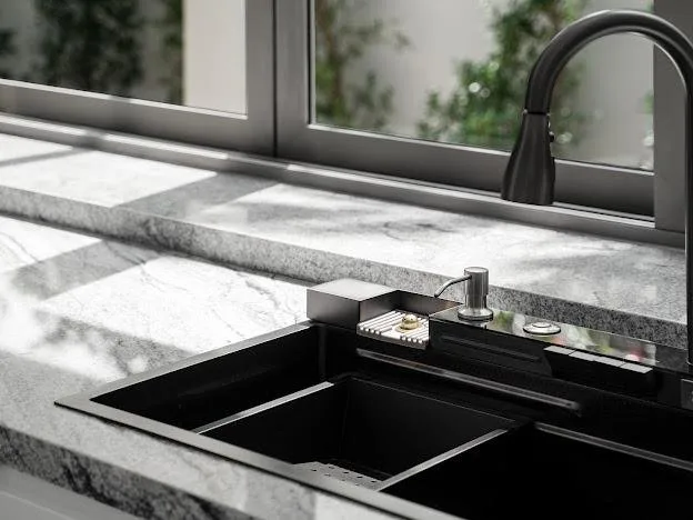 Property image - full photo 13