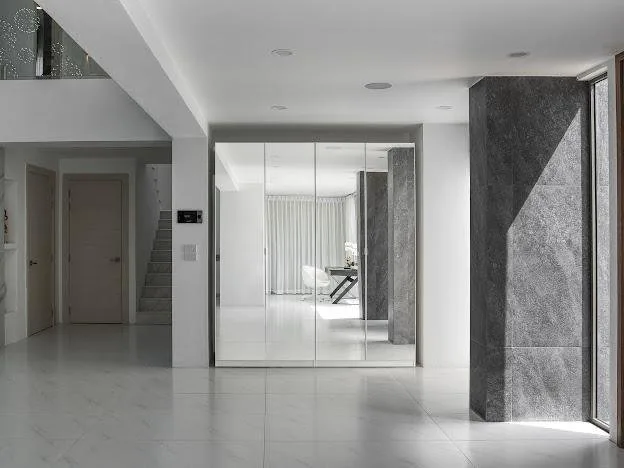 Property image - full photo 17