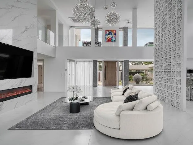 Property image - full photo 8