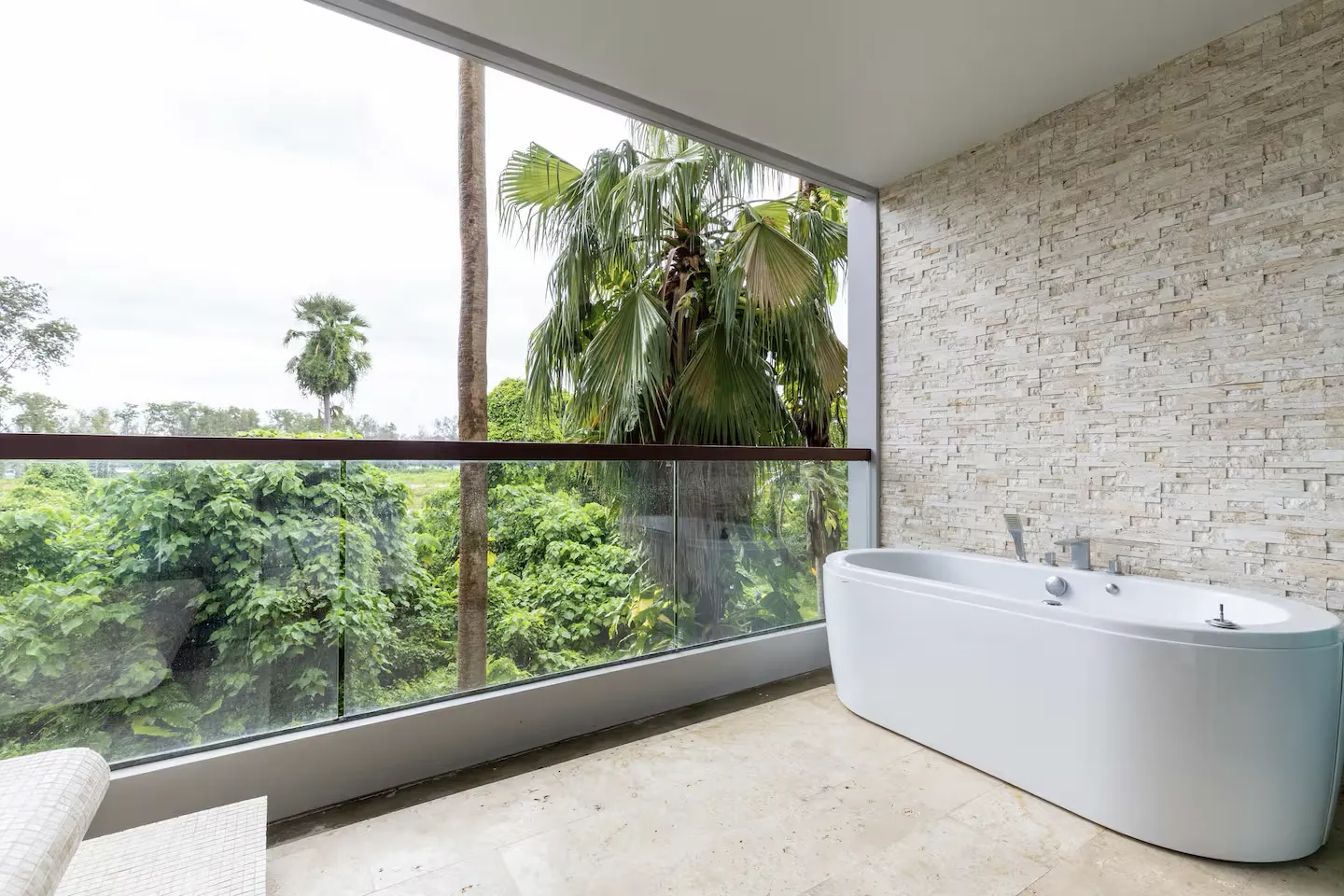 Property image - full photo 5
