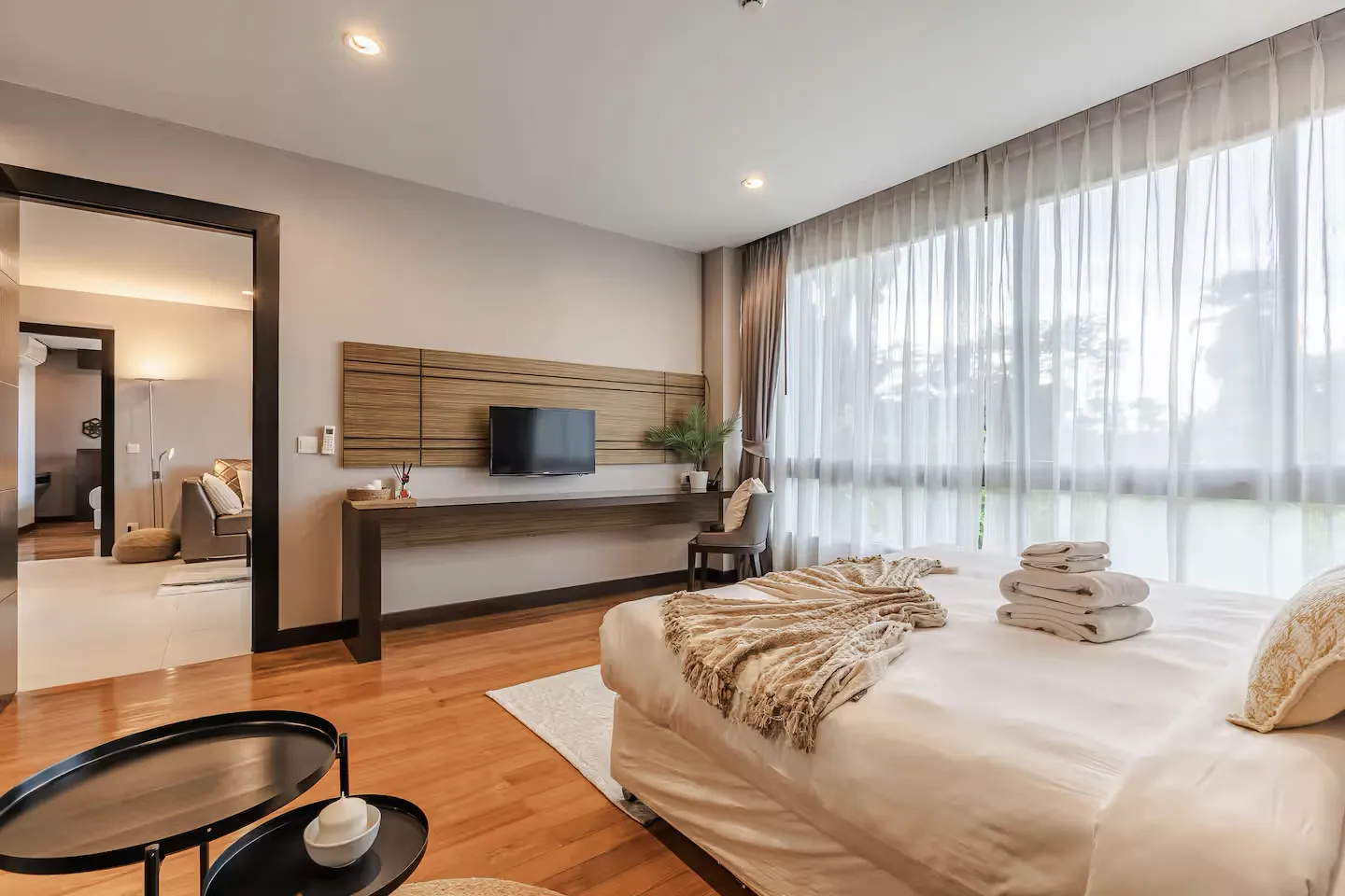 Property image - full photo 8