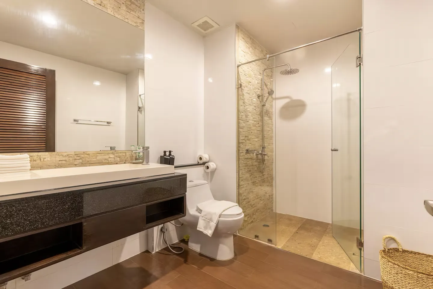 Property image - full photo 20
