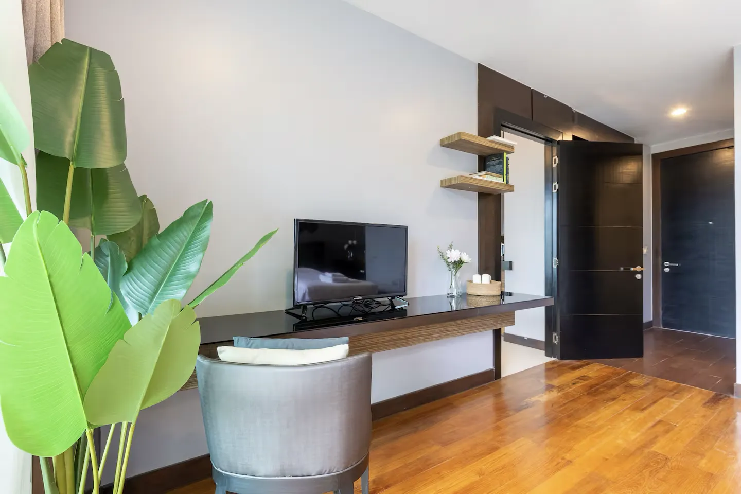 Property image - full photo 23