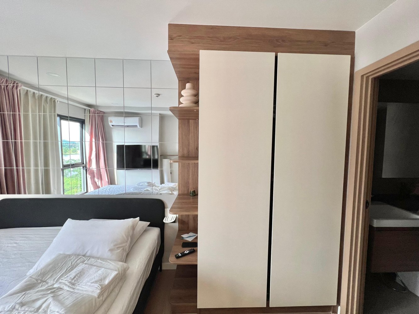 Property image - full photo 16