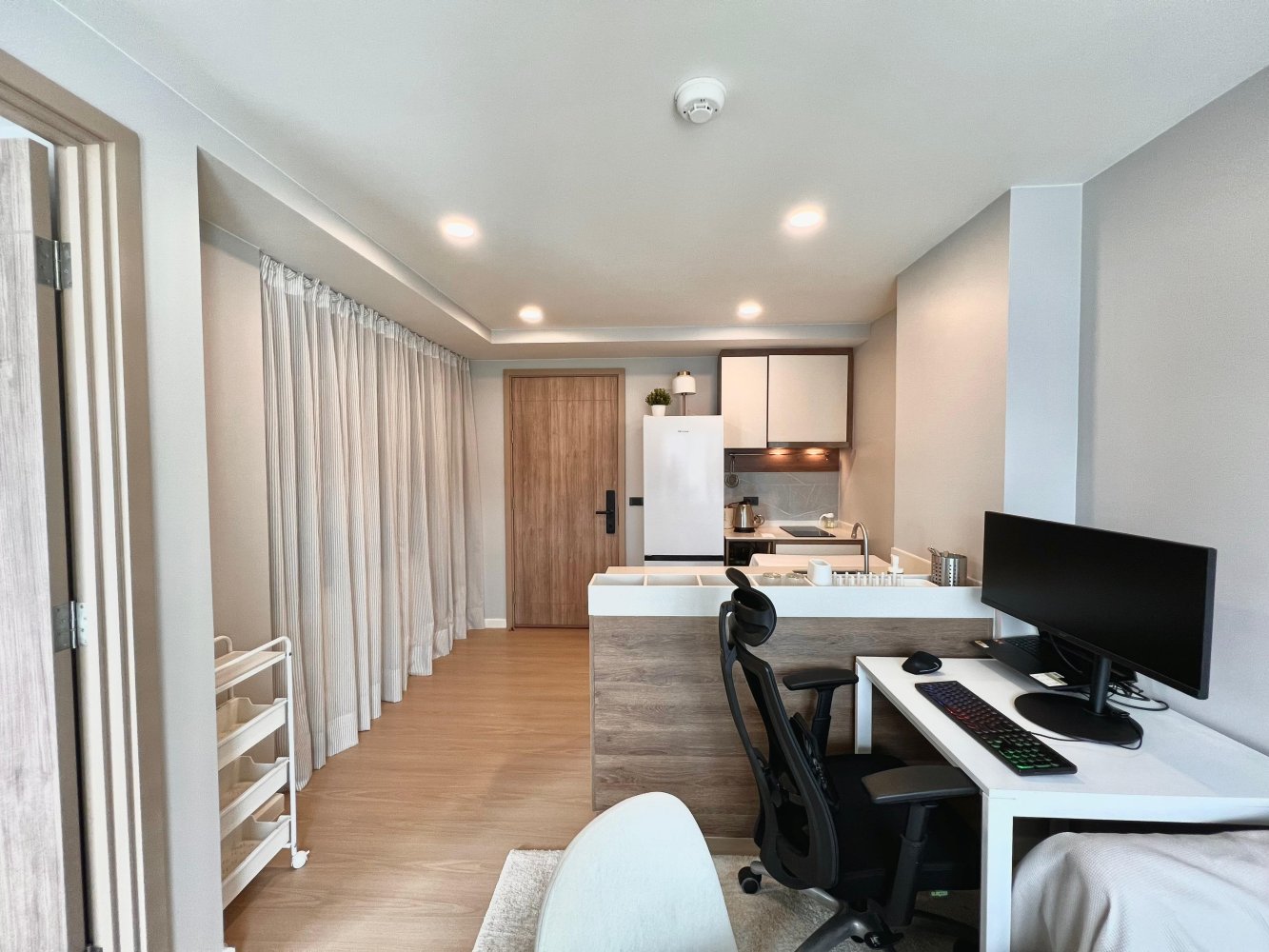 Property image - full photo 11