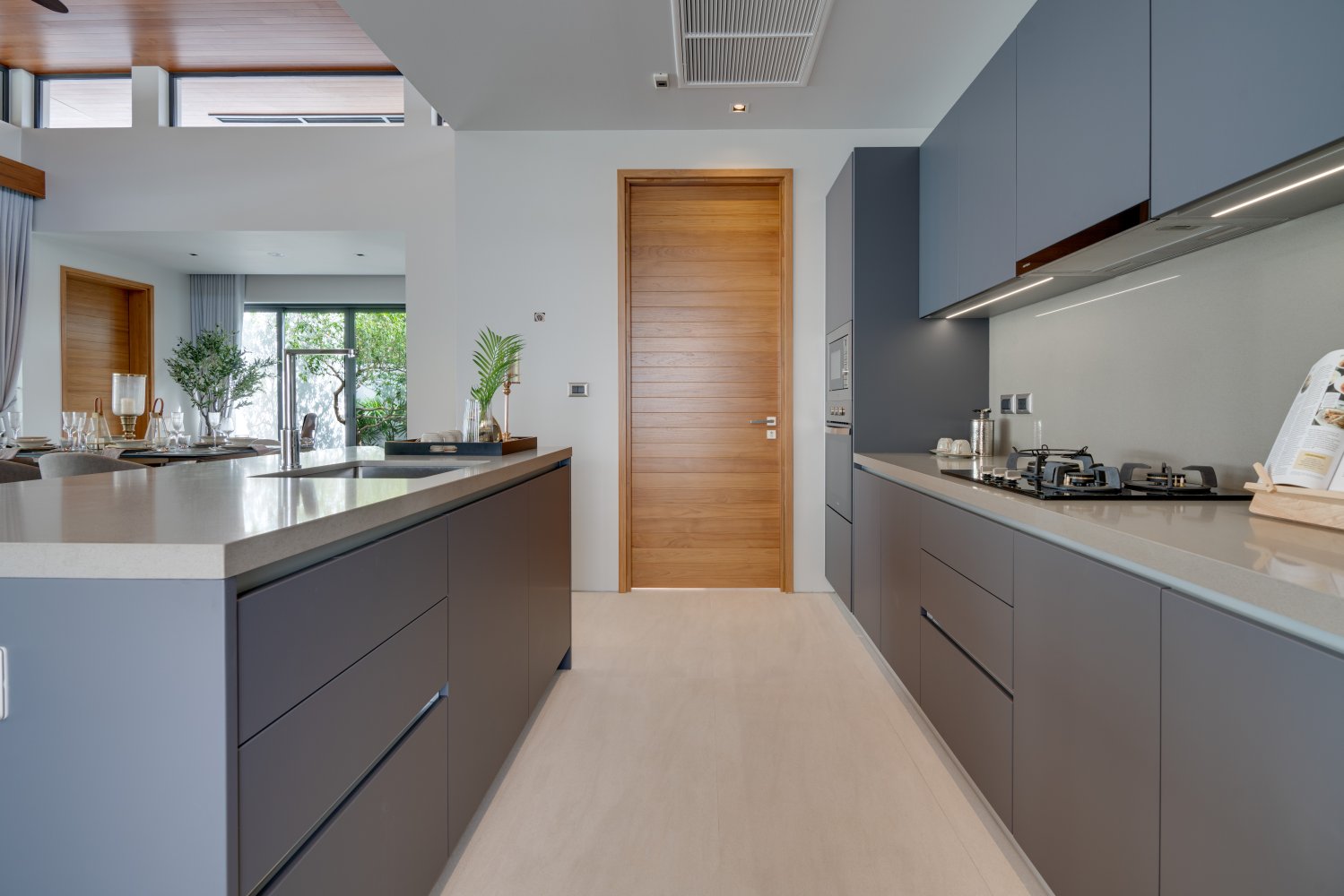 Property image - full photo 6