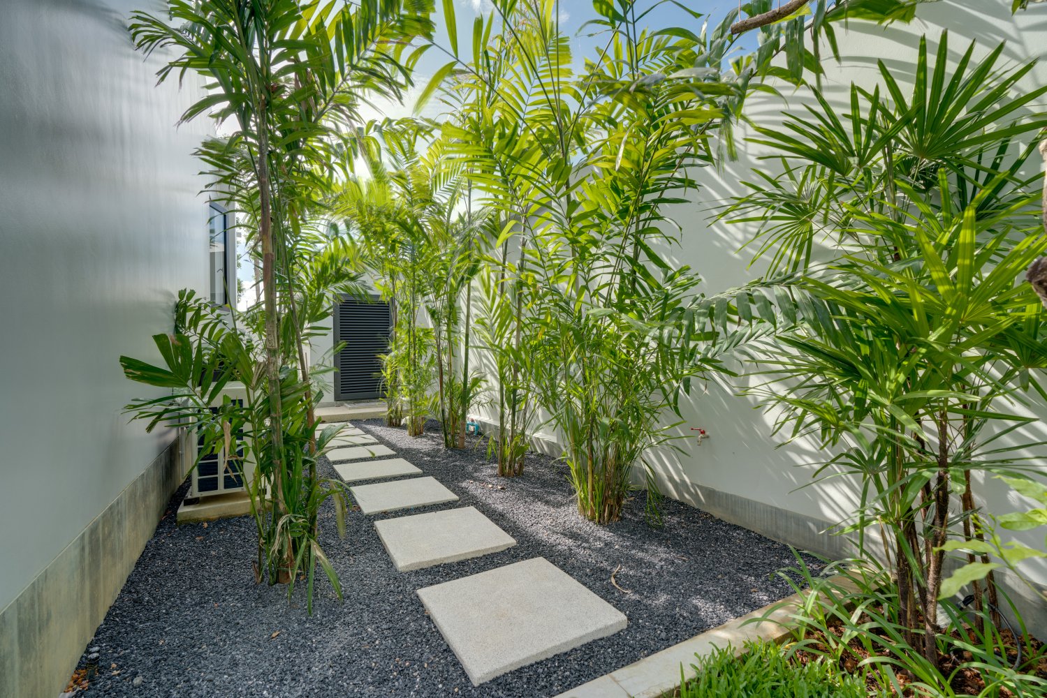 Property image - full photo 23