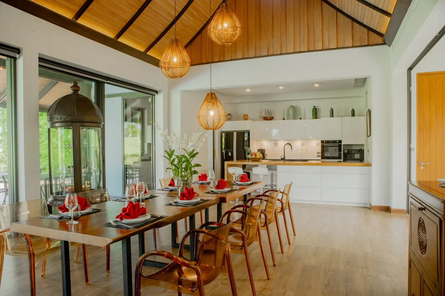 Property image - full photo 4