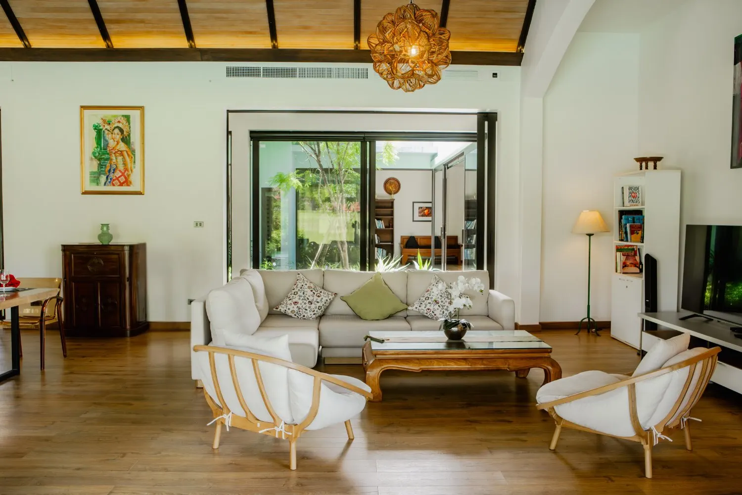 Property image - full photo 5