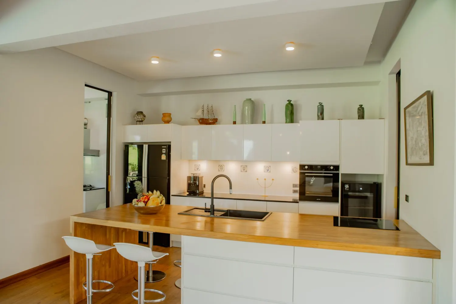 Property image - full photo 11