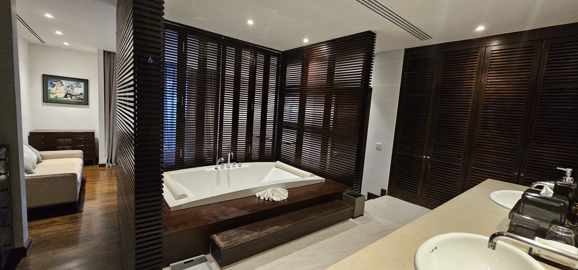Property image - full photo 20