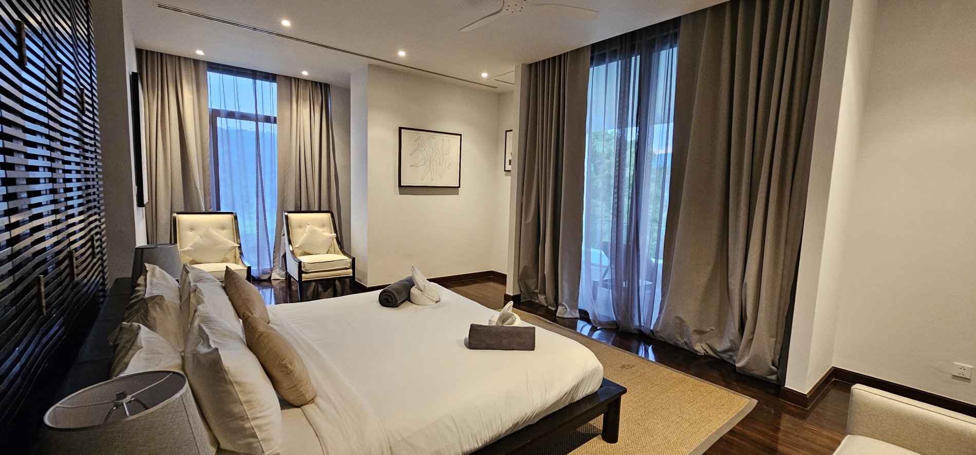 Property image - full photo 18