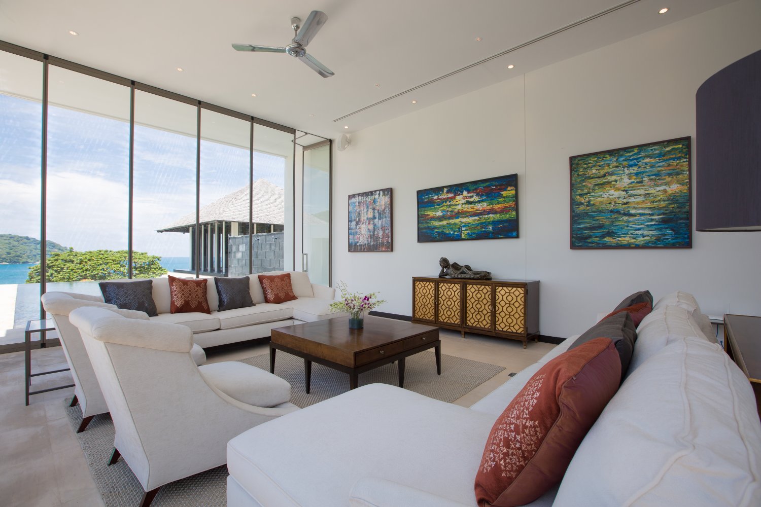 Property image - full photo 25
