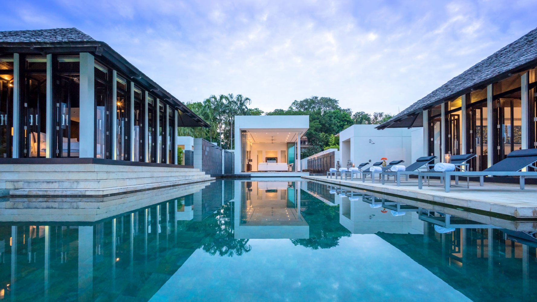 Property image - full photo 3