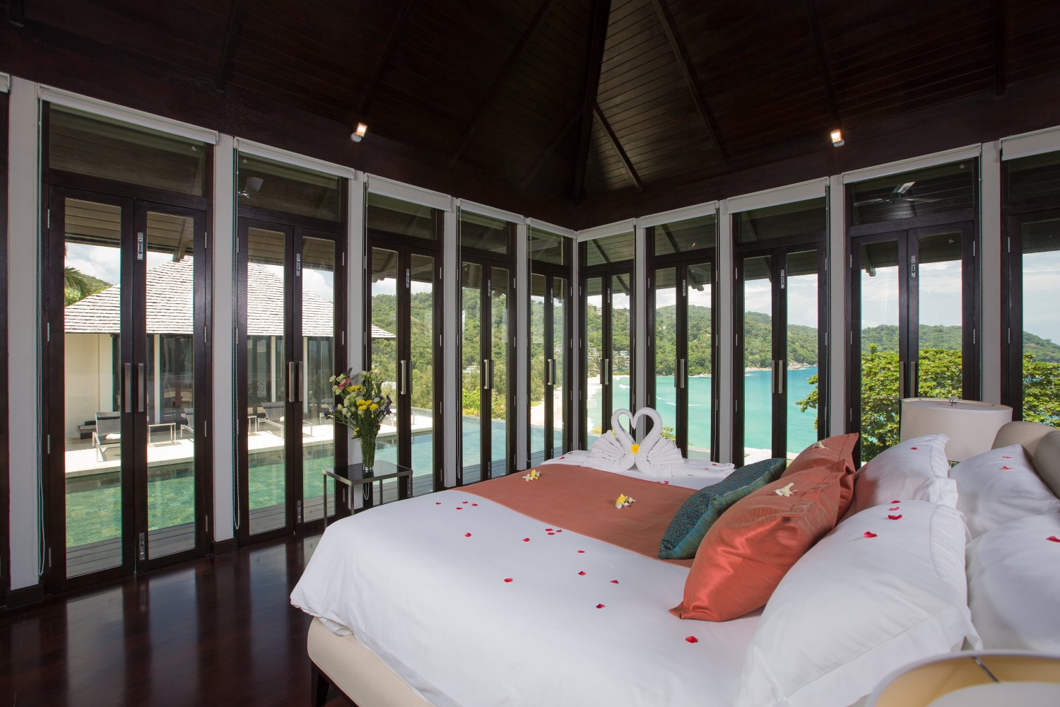 Property image - full photo 31