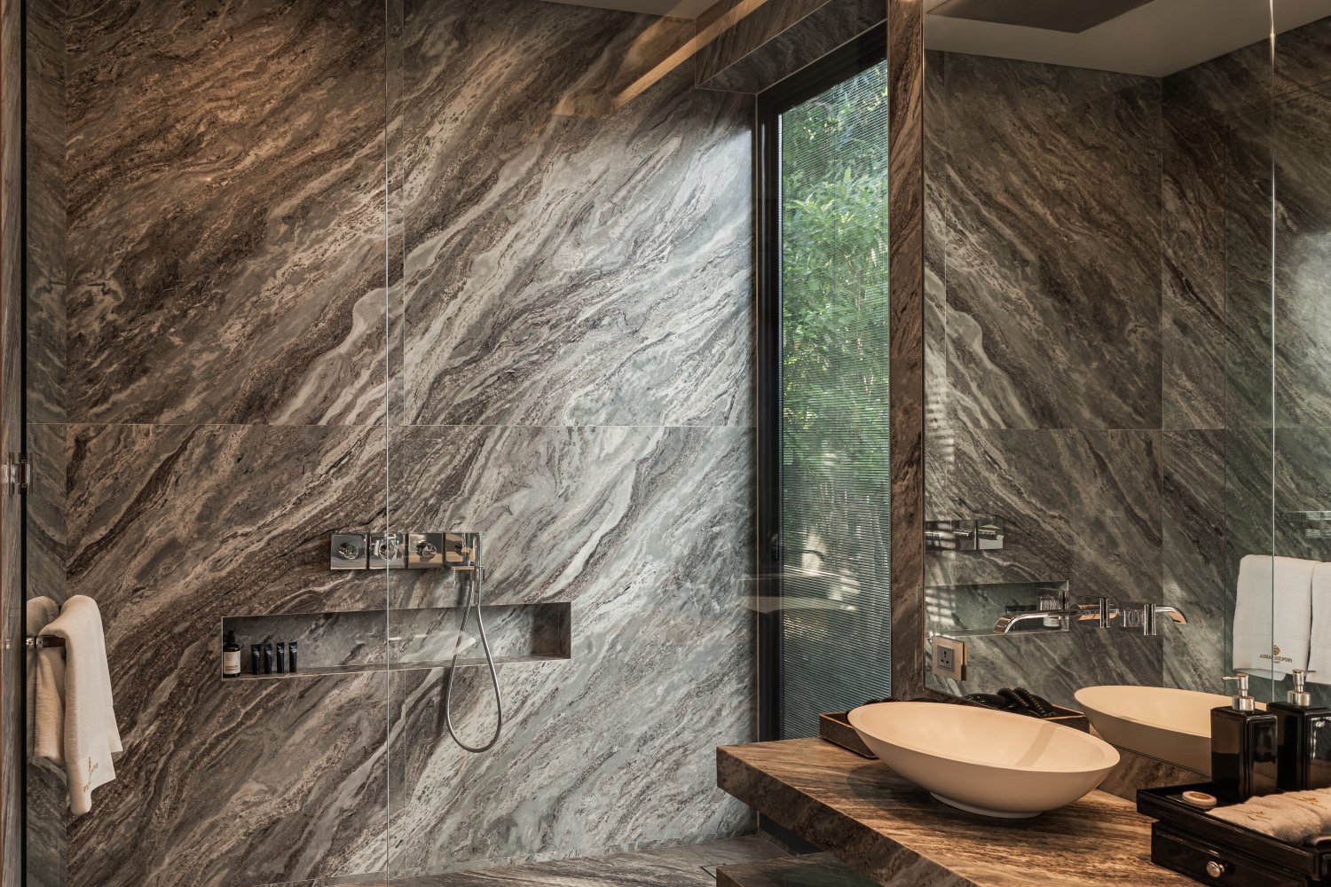 Property image - full photo 14