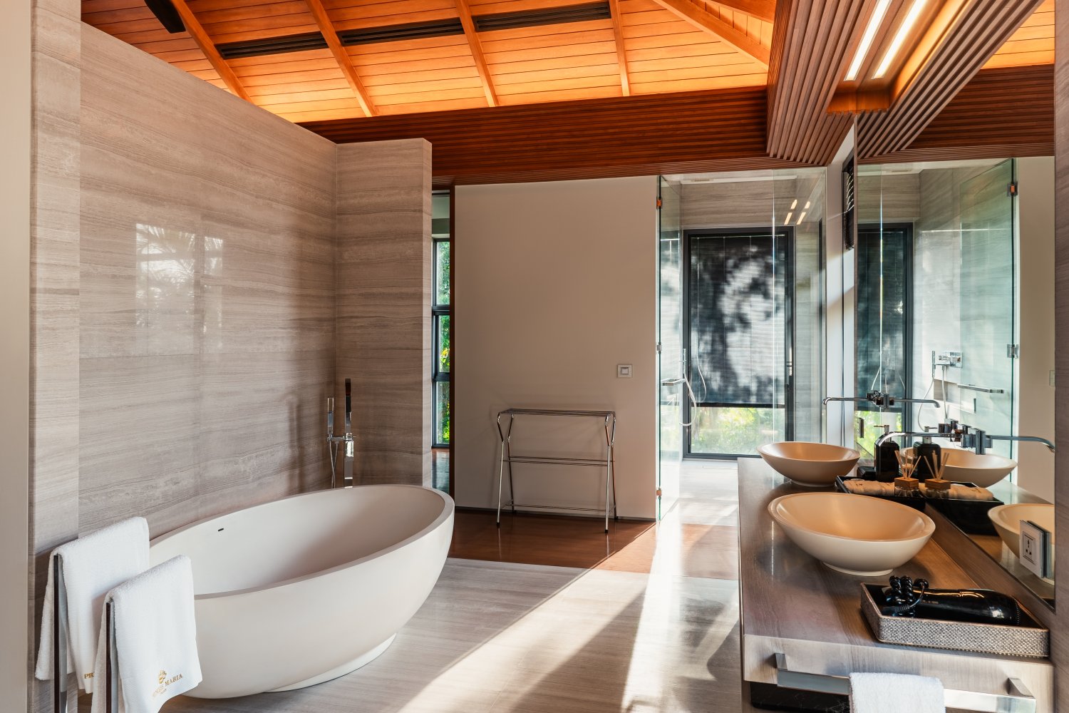 Property image - full photo 12