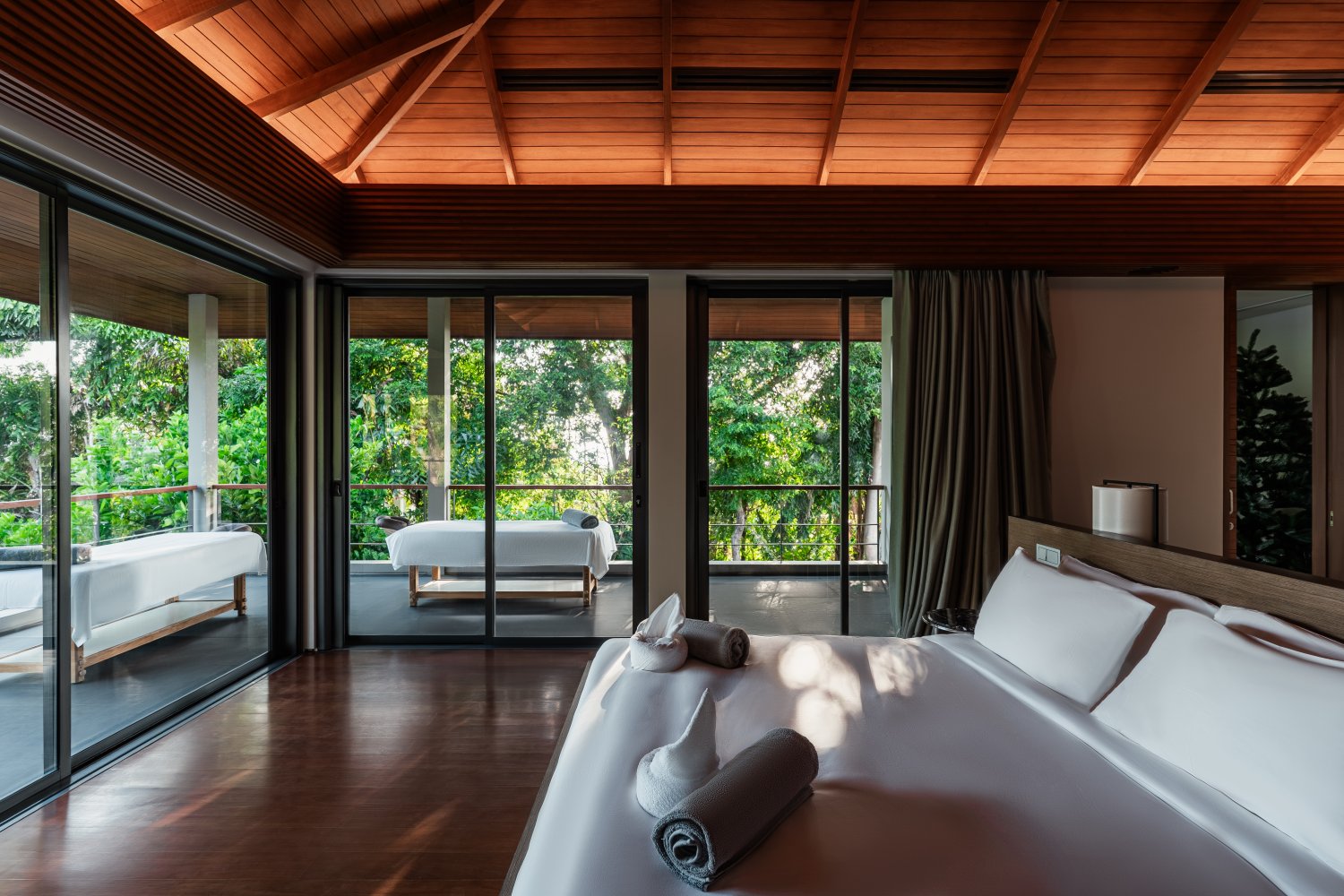 Property image - full photo 17