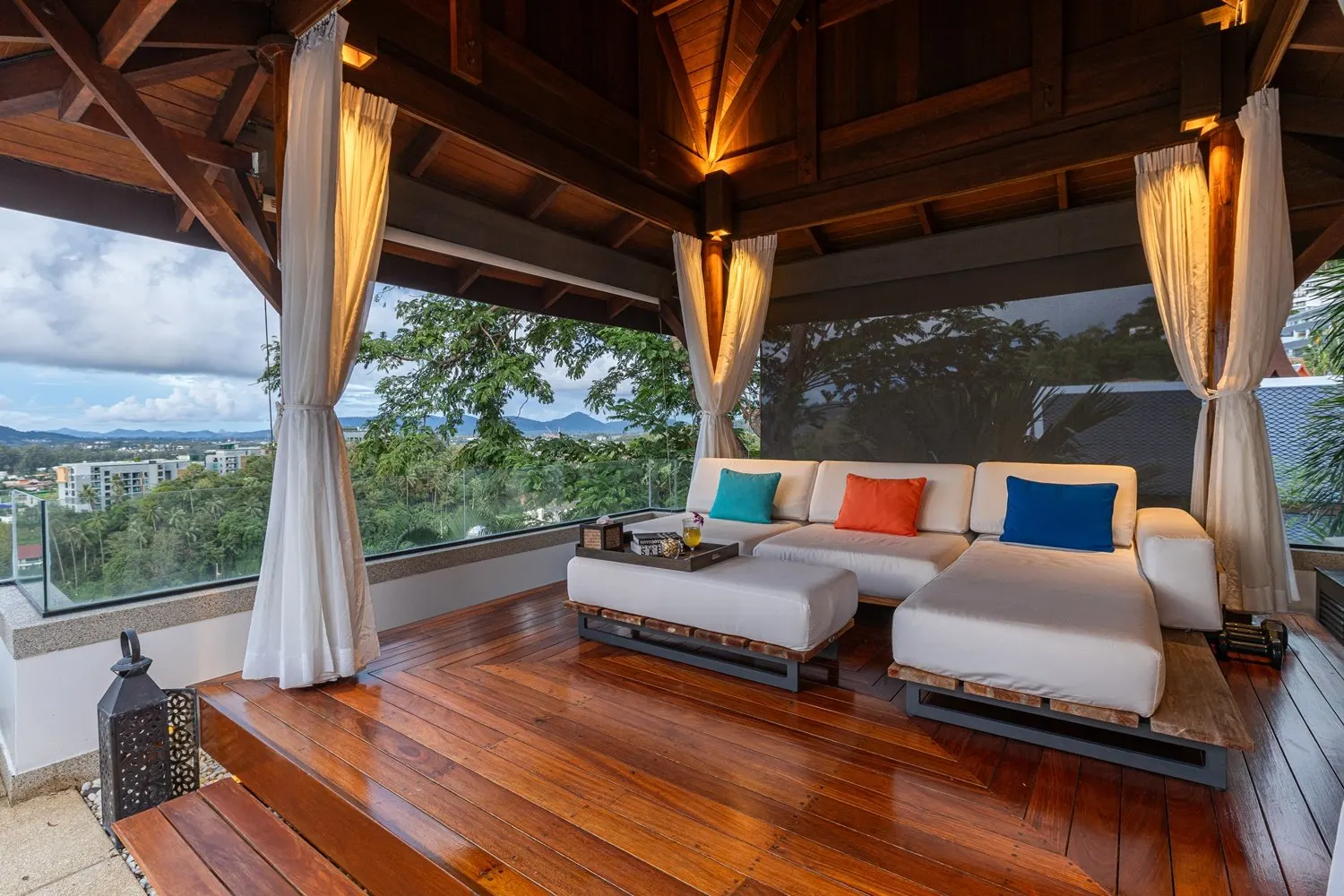 Property image - full photo 4