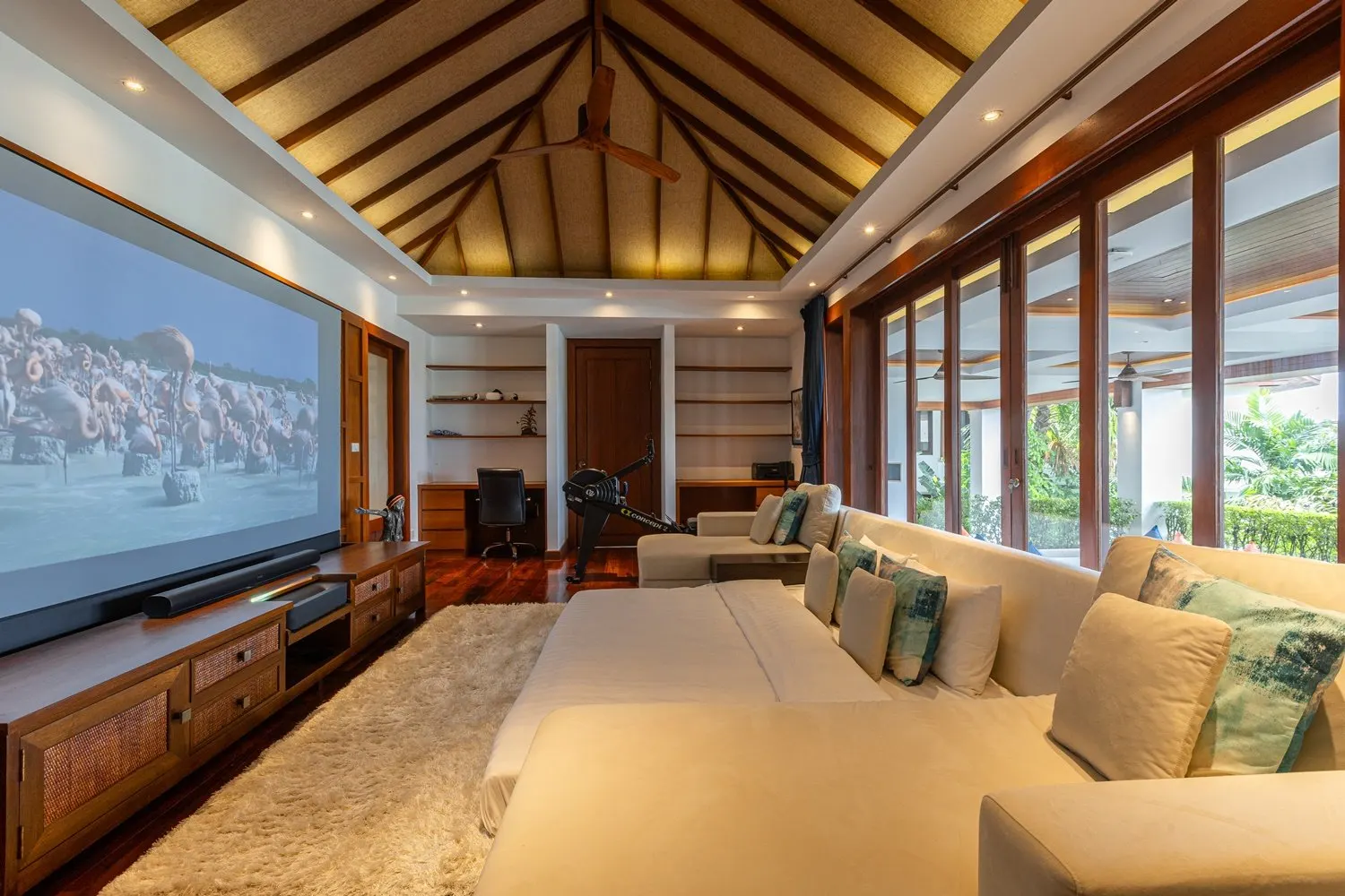 Property image - full photo 12