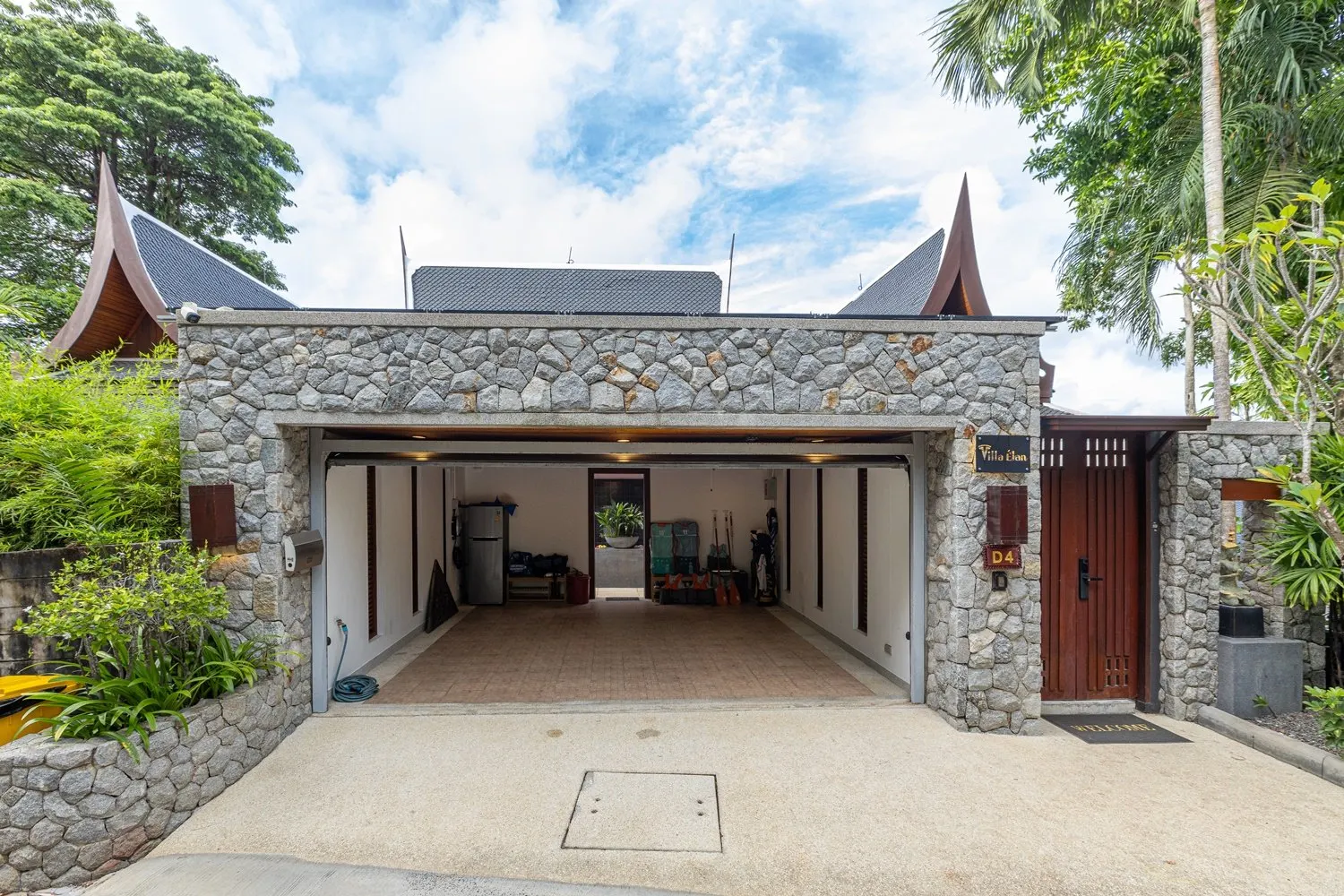 Property image - full photo 38