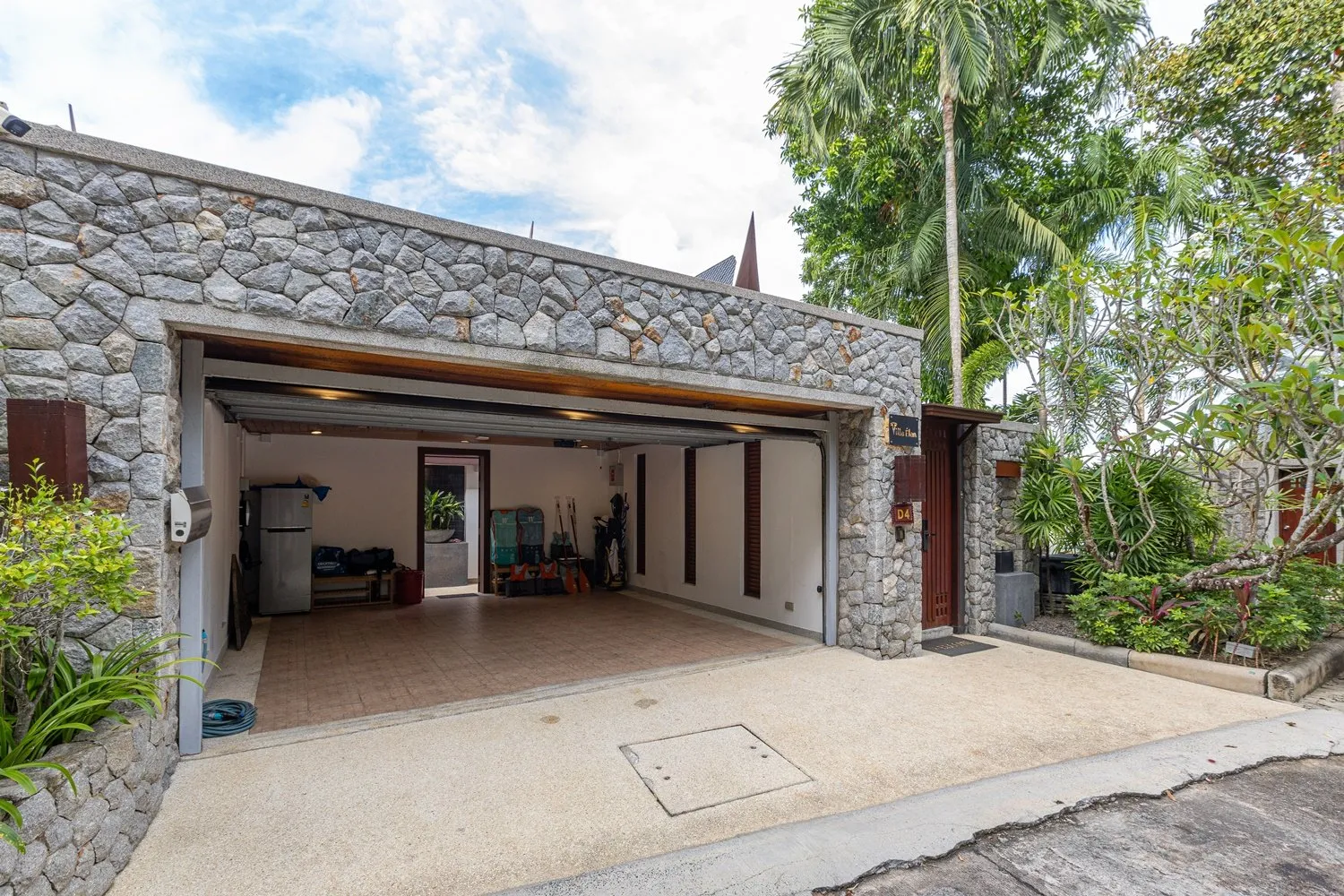 Property image - full photo 39
