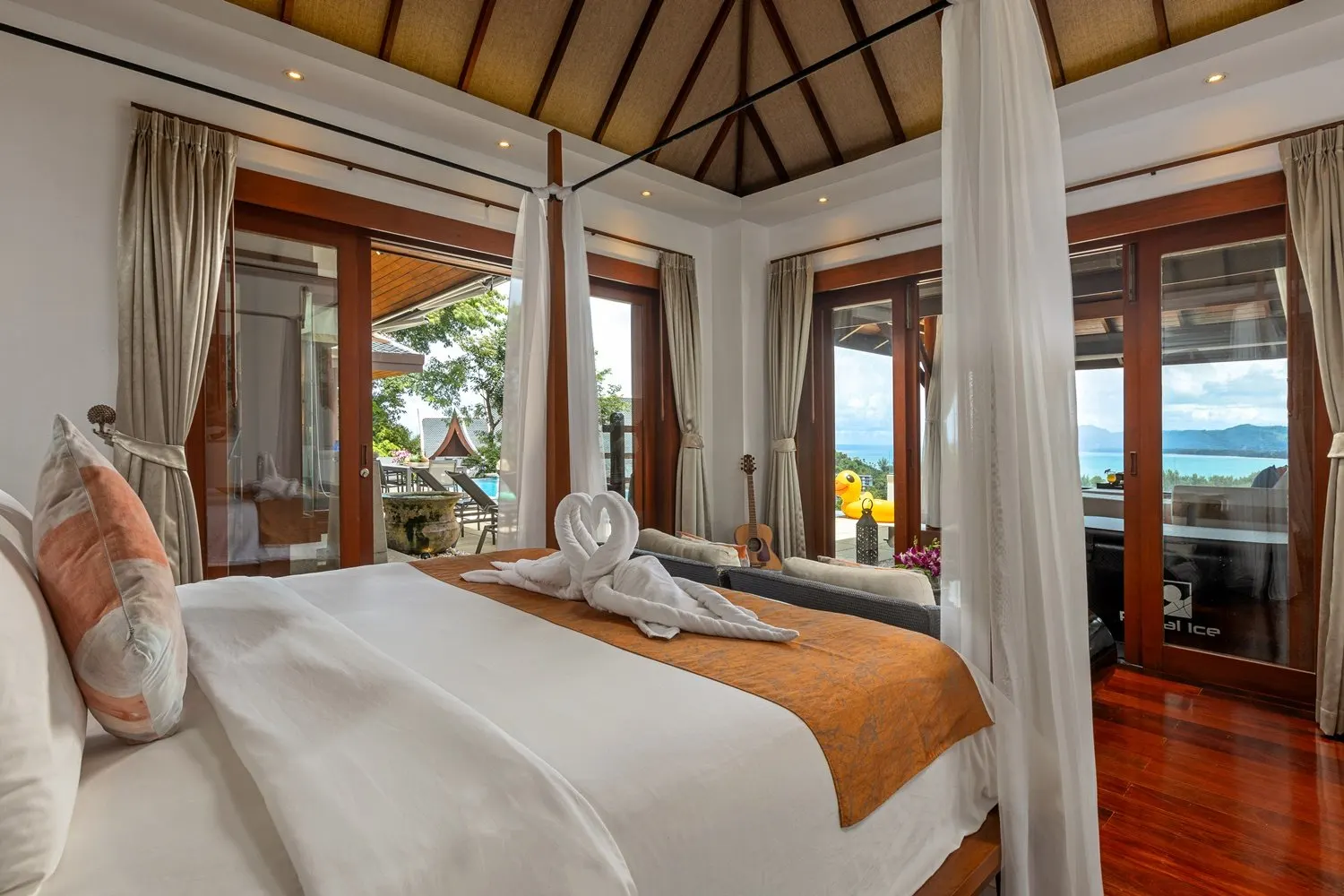 Property image - full photo 19