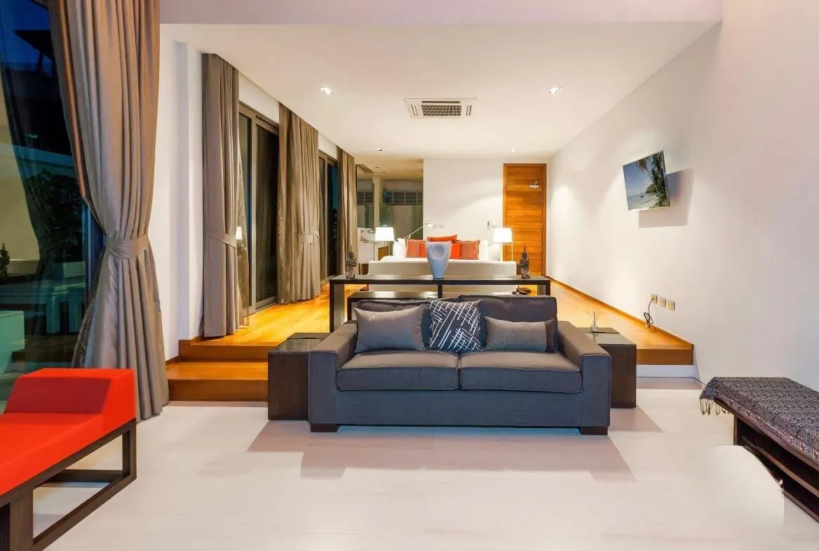 Property image - full photo 16