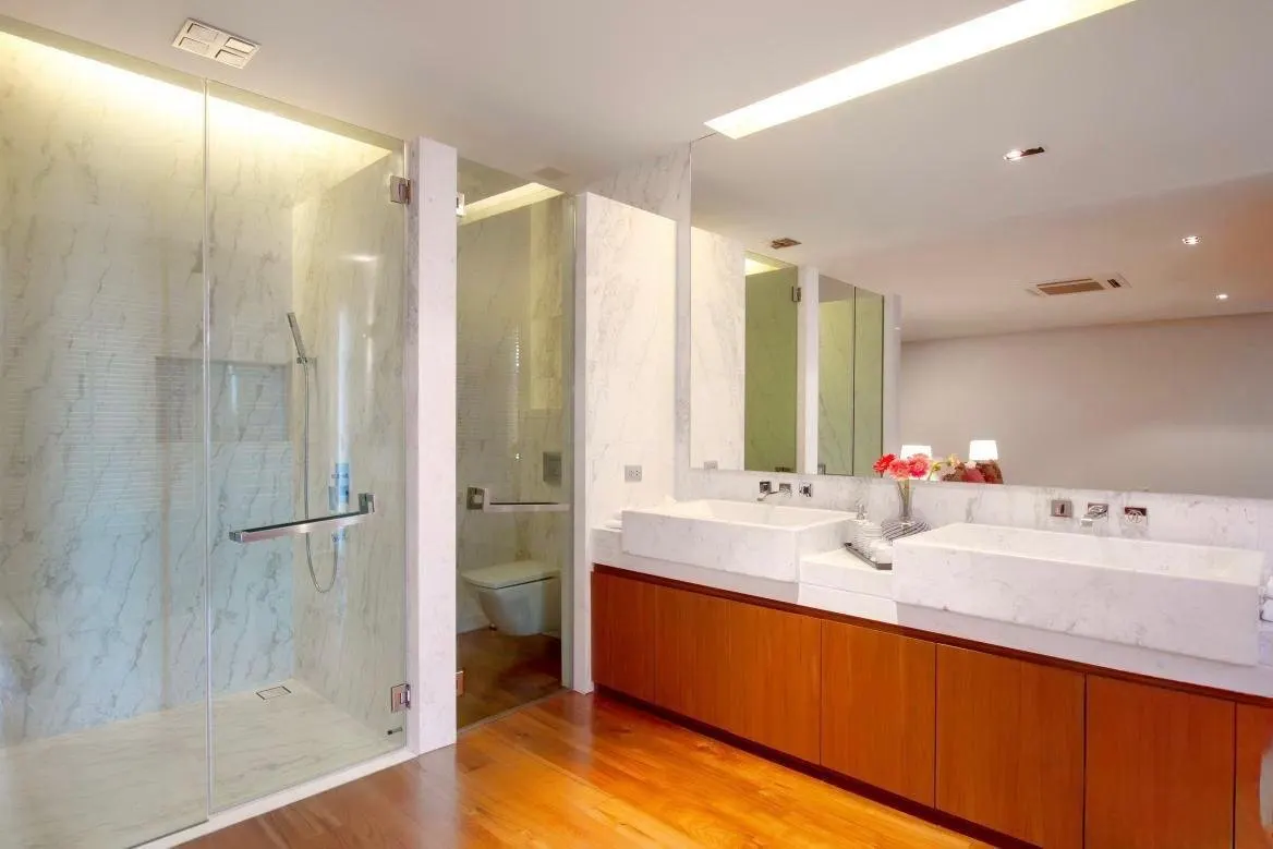 Property image - full photo 26