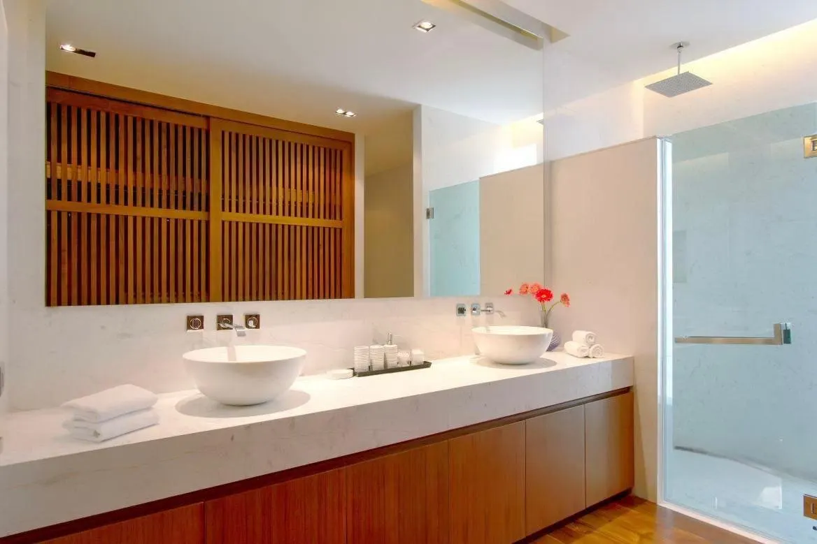 Property image - full photo 22