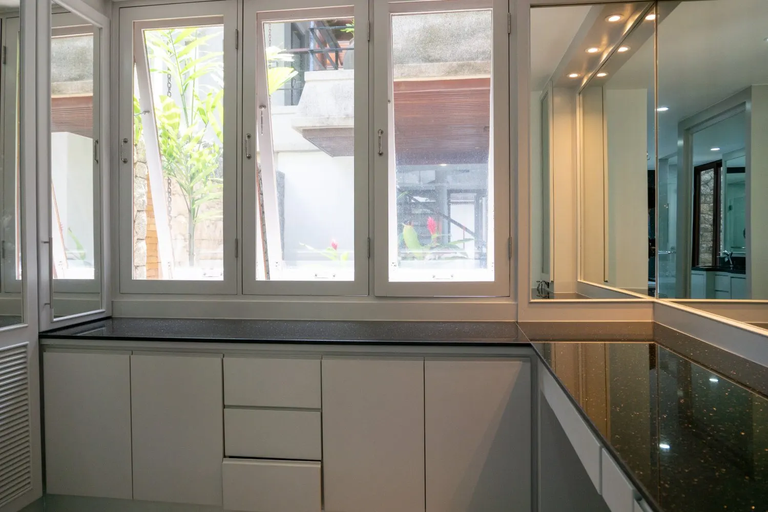 Property image - full photo 50