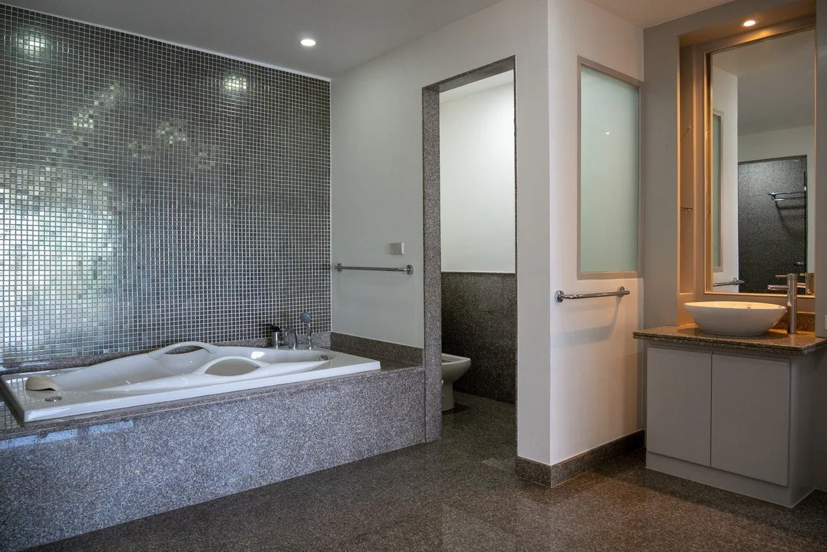 Property image - full photo 70
